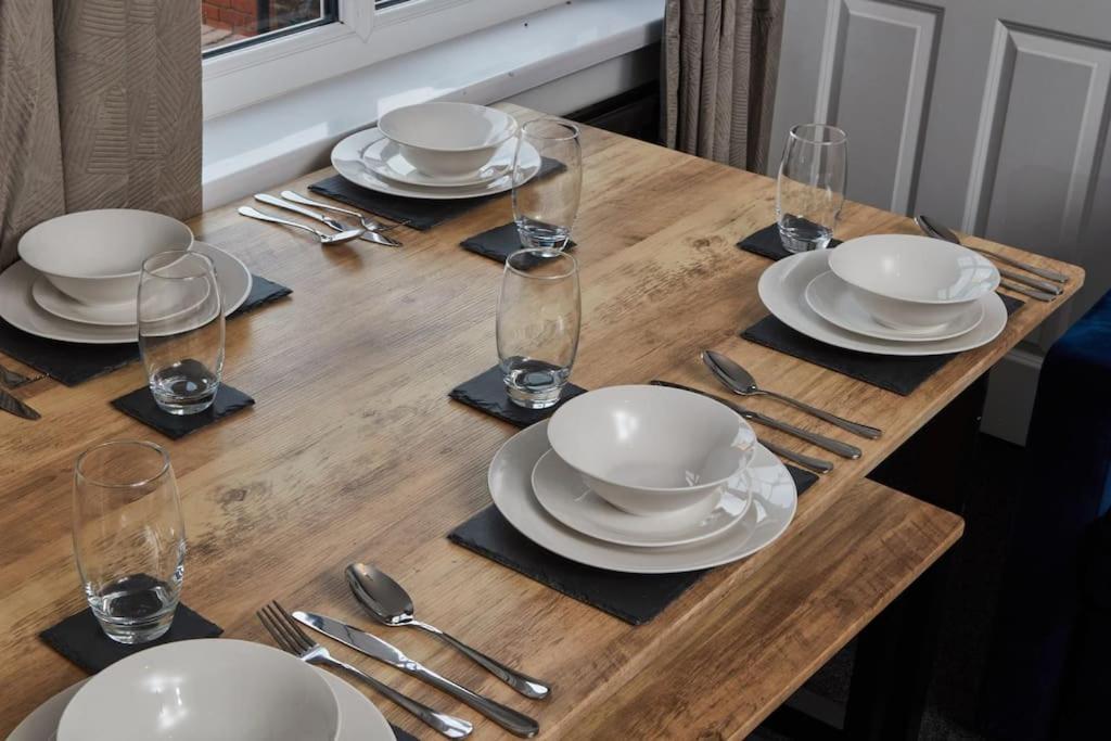 Cosy 3-Bedroom House In Seaham - Street Parking Eksteriør billede